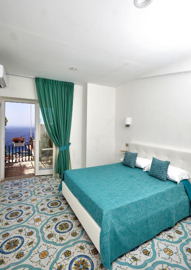 Malafemmena Guest House กาปรี ภายนอก รูปภาพ