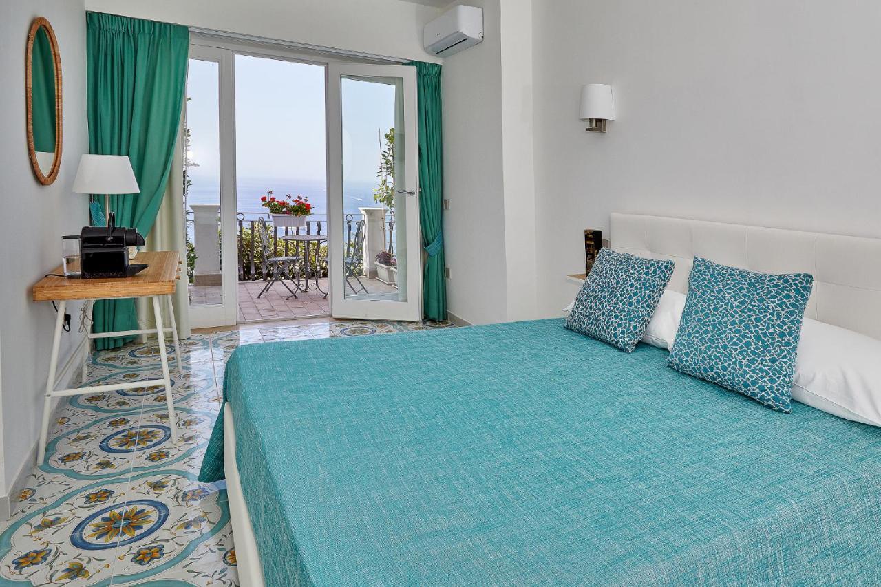 Malafemmena Guest House กาปรี ภายนอก รูปภาพ