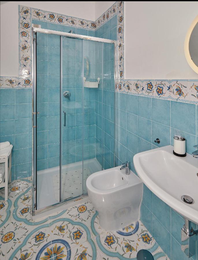 Malafemmena Guest House กาปรี ภายนอก รูปภาพ